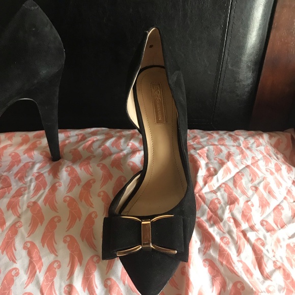 Shoes - Picture 2 of 8